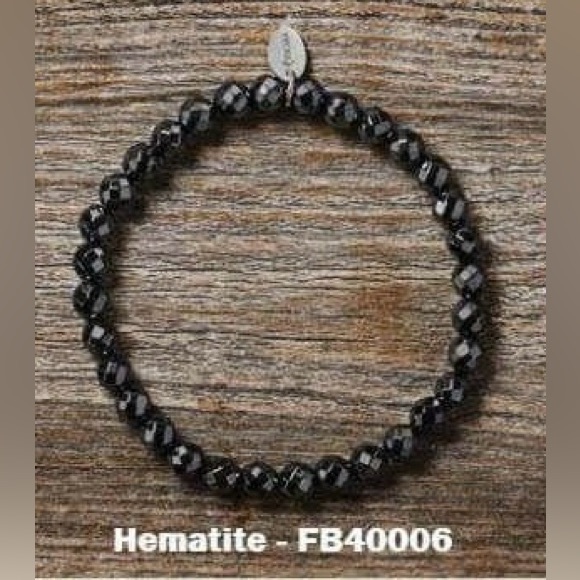 TOCARA New Retired Marie Eve Hematite Elastic Bracelet Unisex - Picture 4 of 4
